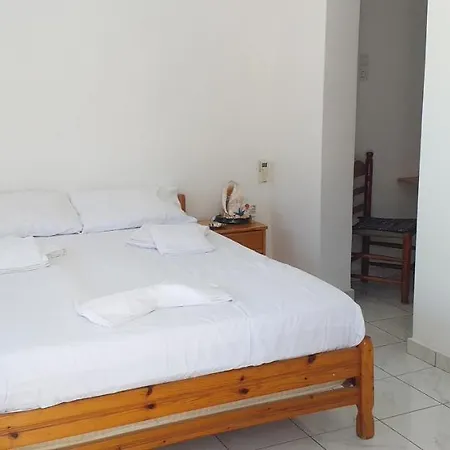 White And Blue,finikas Syros Apartment