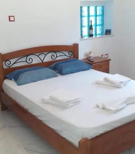 White And Blue,finikas Syros Vissa