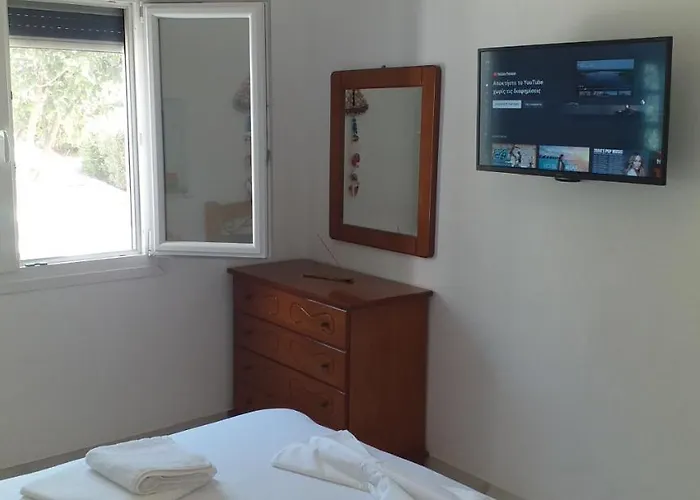 公寓 White And Blue,finikas Syros