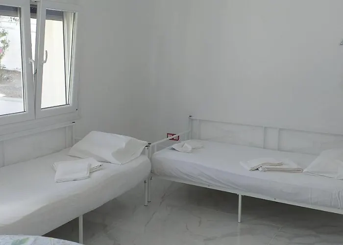 公寓 White And Blue,finikas Syros